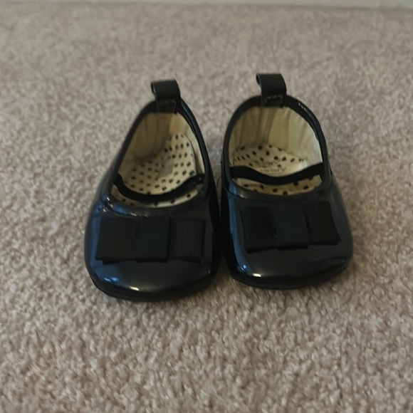 Carter’s black baby shoes size 1 like new great condition. - Picture 1 of 5